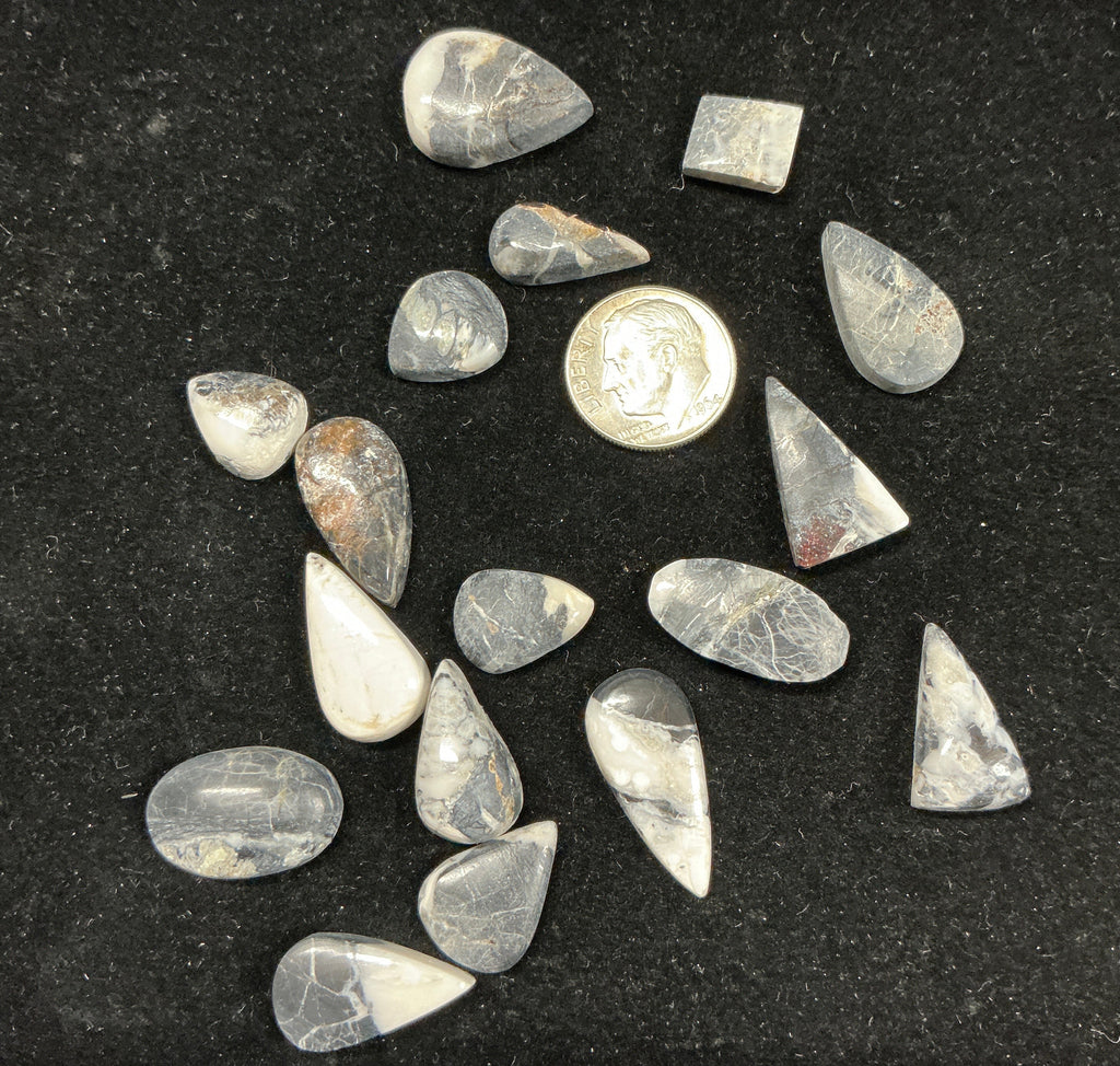 White Buffalo Cabochons Lot. ~113 Carats. $141.25. Lot 7