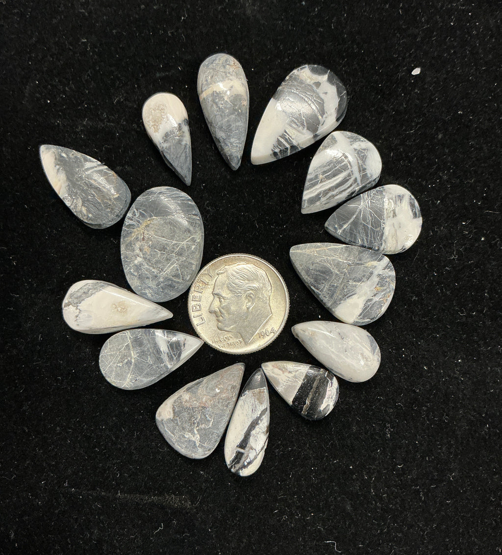 White Buffalo Cabochons Lot. ~ 98 Carats. $122.50. Lot 8