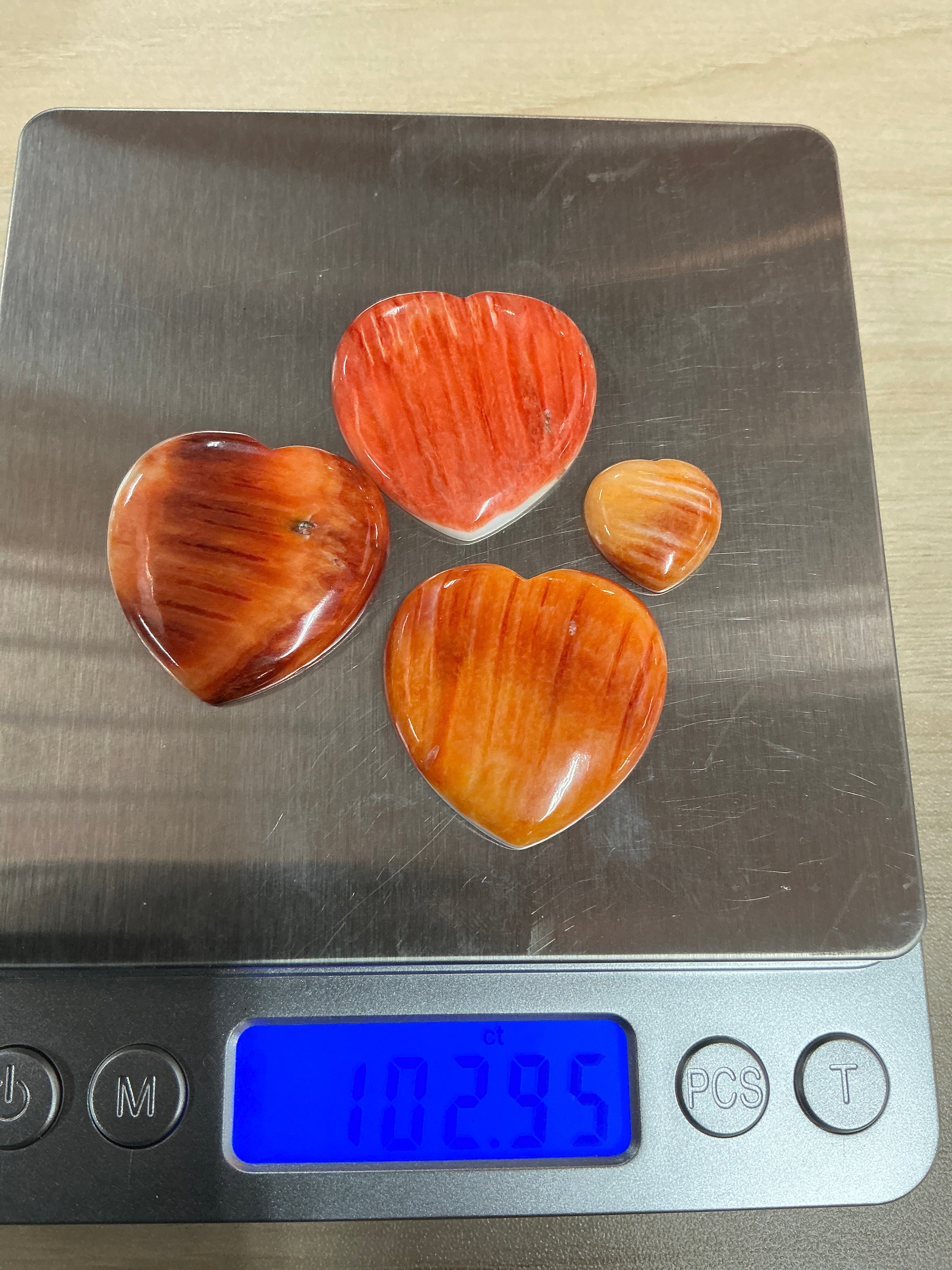 100 CTS SPINY OYSTER CABOCHONS HEARTS Lot 2