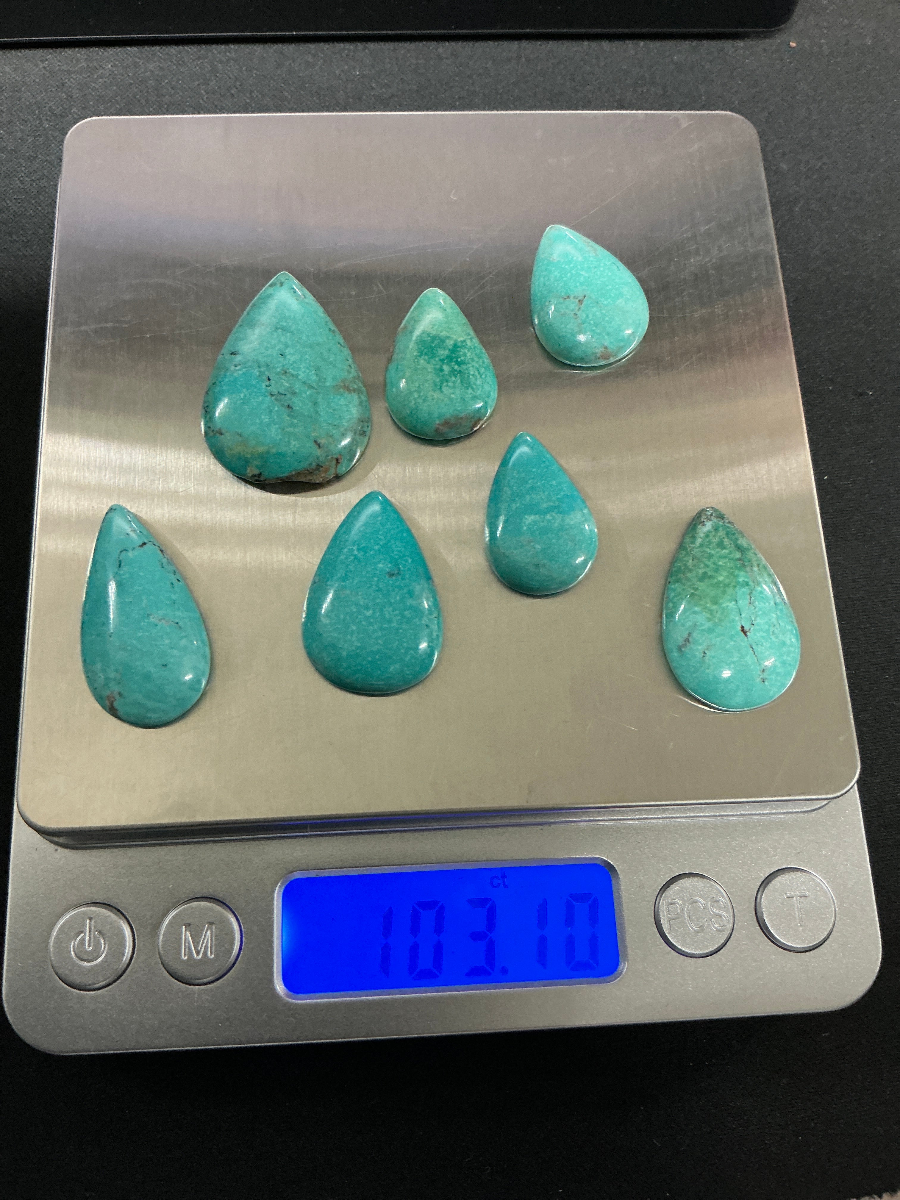 100 CTS Pear Shaped Turquoise Cabochons. Lot 11