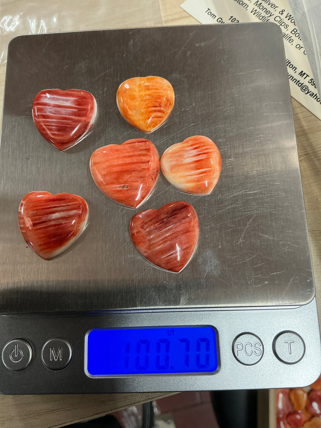 100 CTS SPINY OYSTER CABOCHONS HEARTS Lot 8