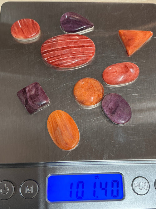 100 CARATS SPINY CABOCHONS LOT. LOT 1. $75.00