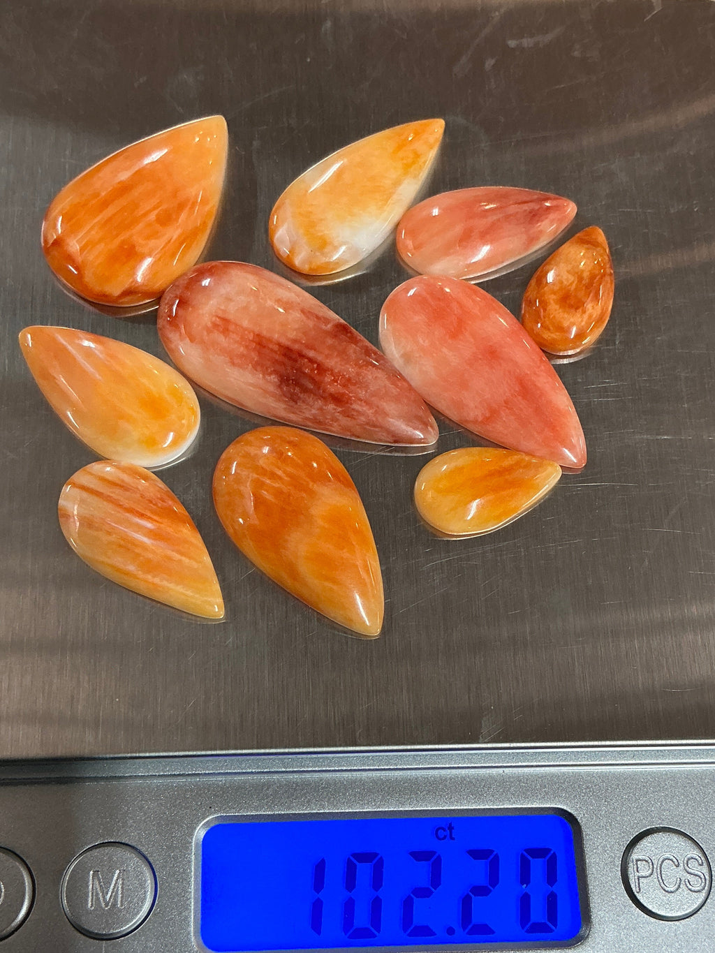 100 CTS SPINY OYSTER CABOCHONS Lot 8