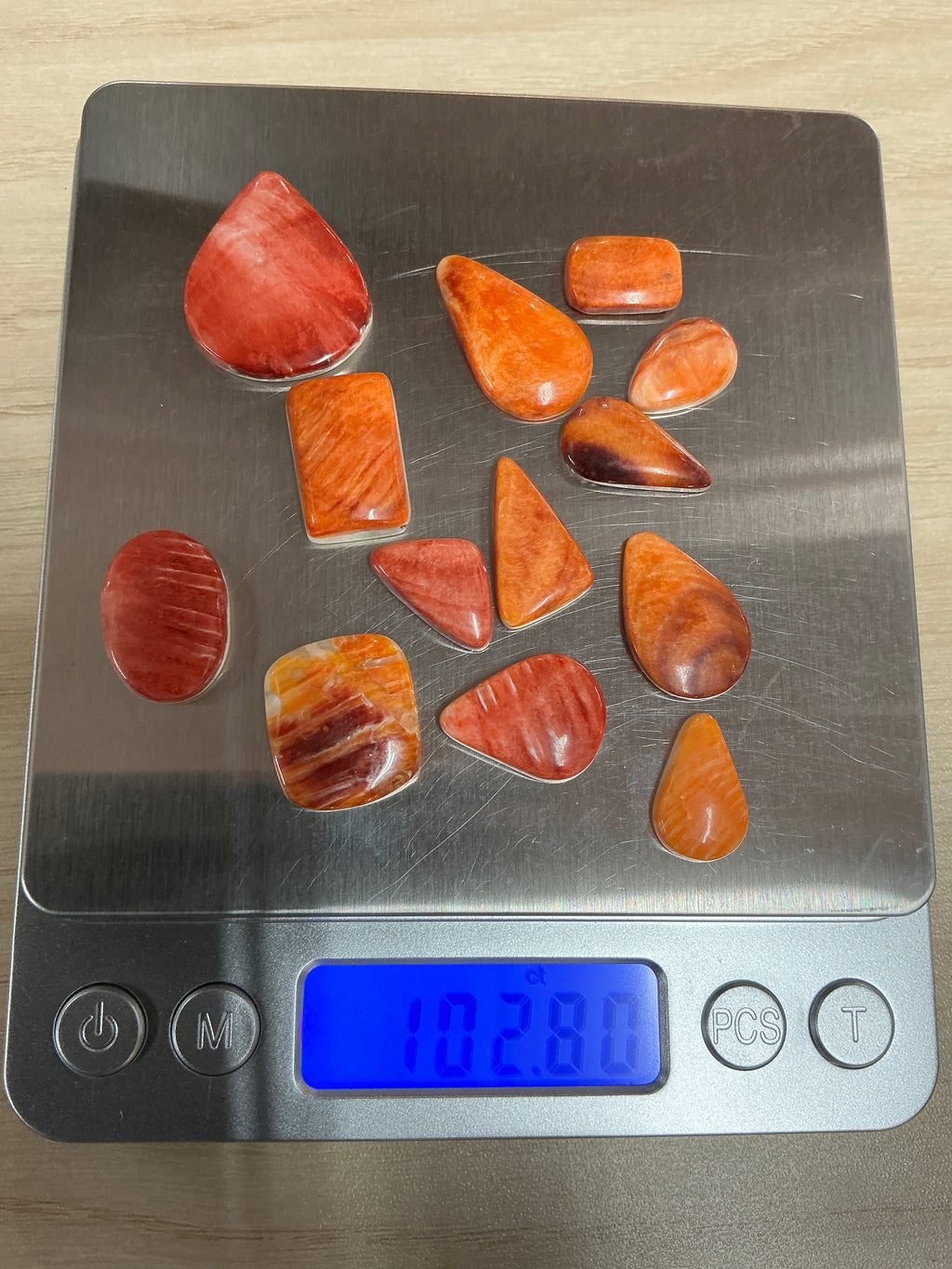 100 CARATS SPINY CABOCHONS LOT. LOT 2. $75.00