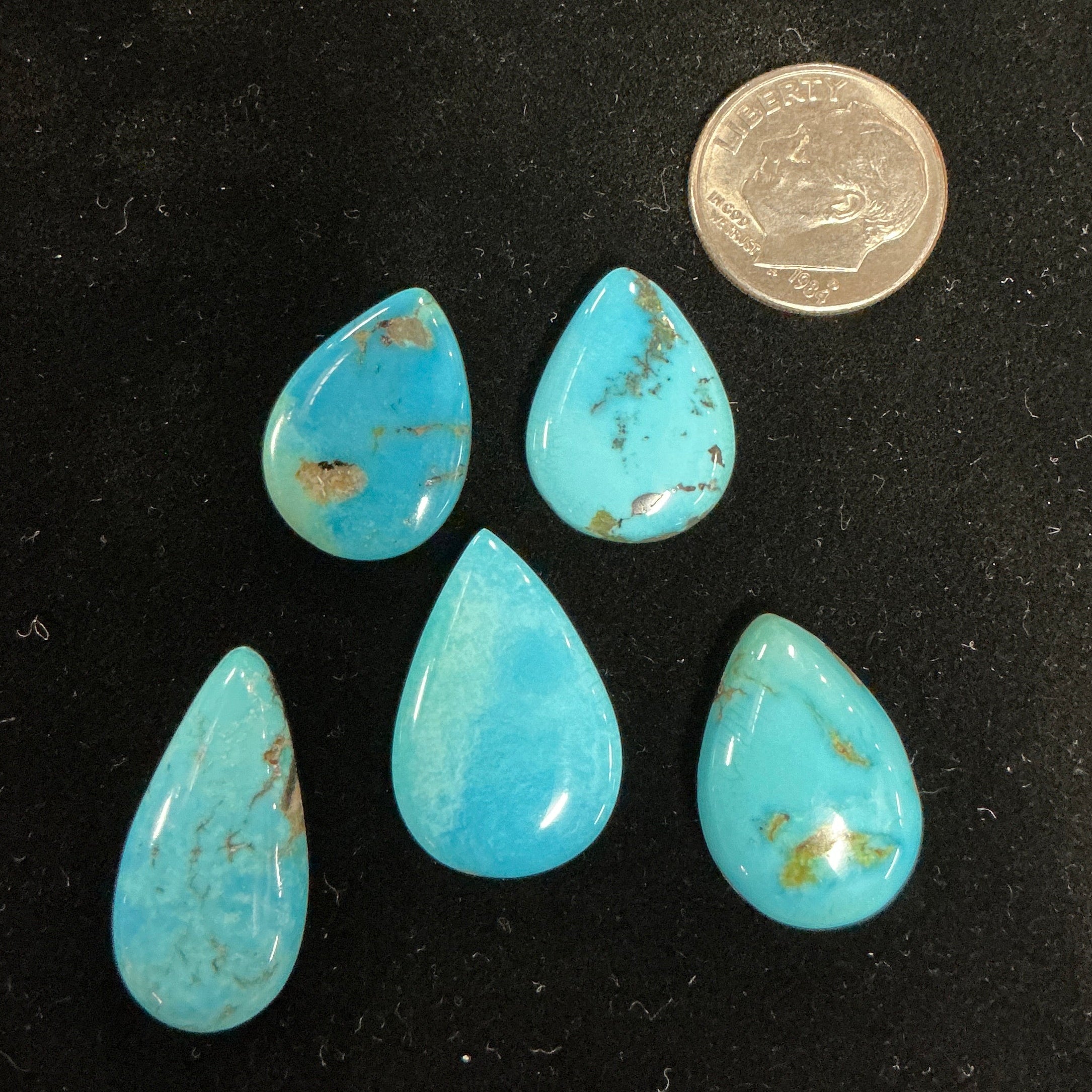 50 CARATS PERSIAN TURQUOISE CABOCHONS Lot 3