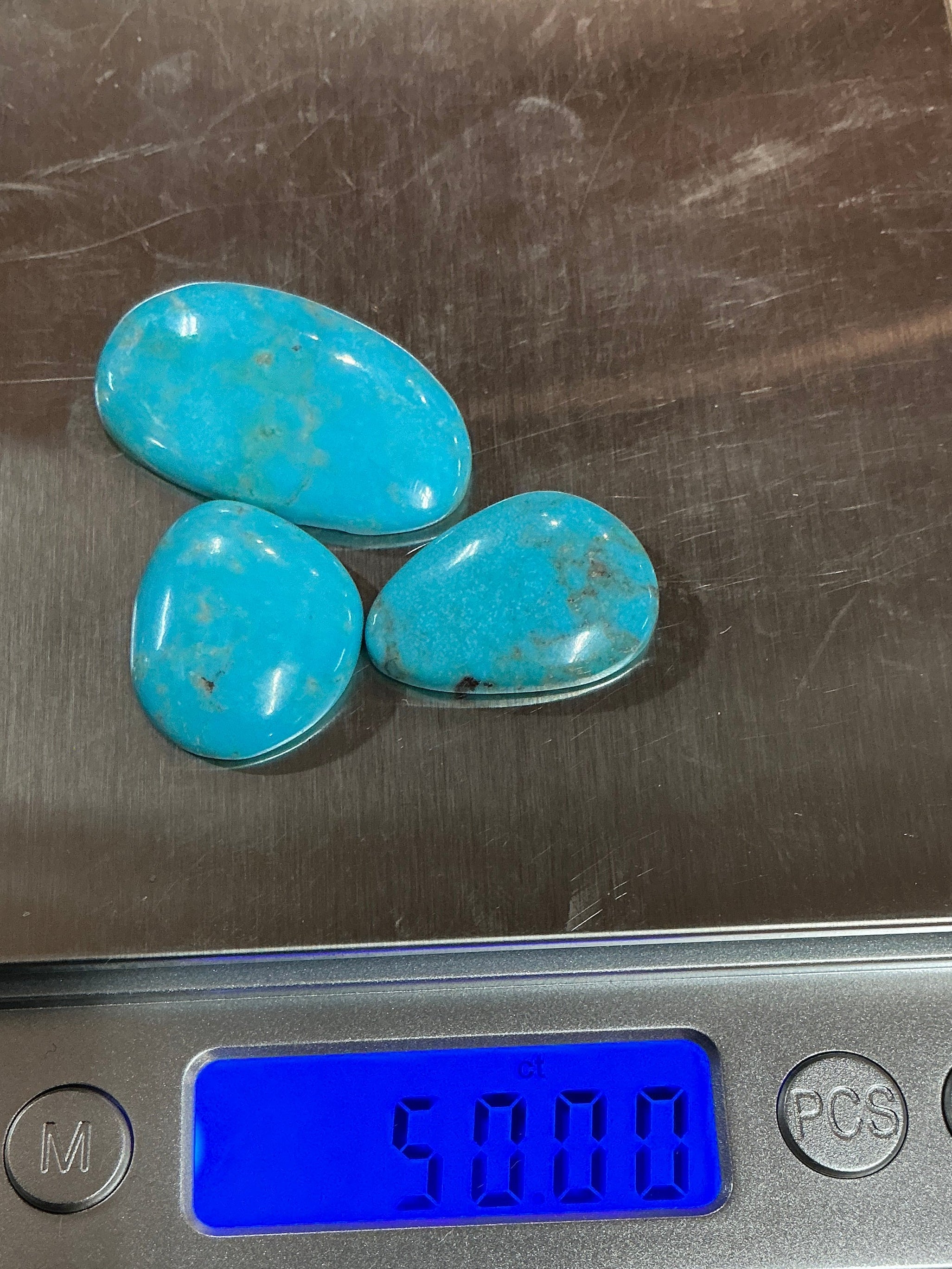 50 CTS BLUE ARIZONA TURQUOISE CABS $50 Lot 17