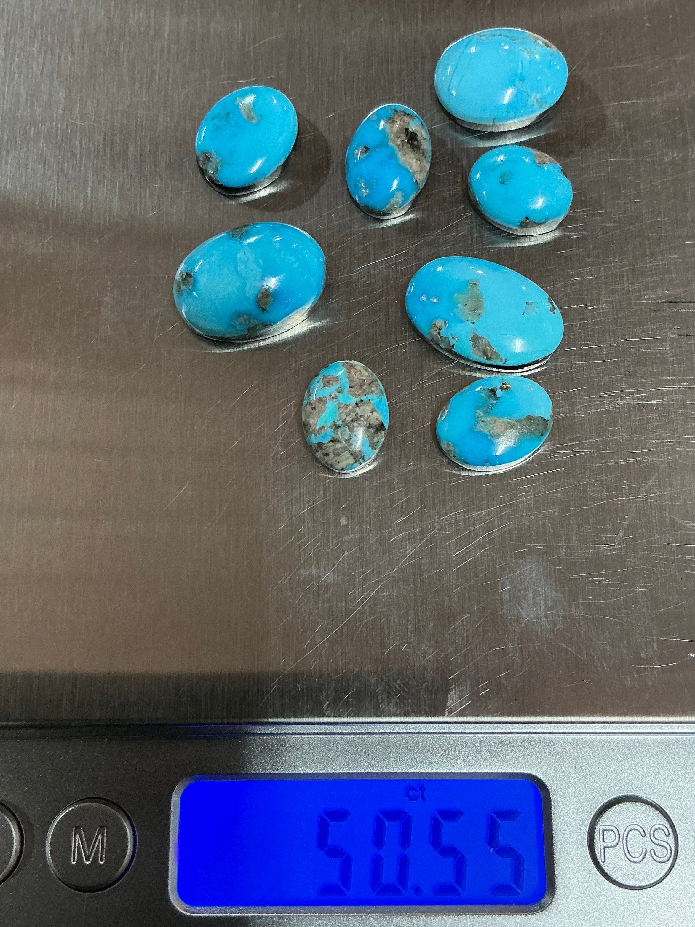 50 CARATS PERSIAN TURQUOISE CABOCHONS Lot 7