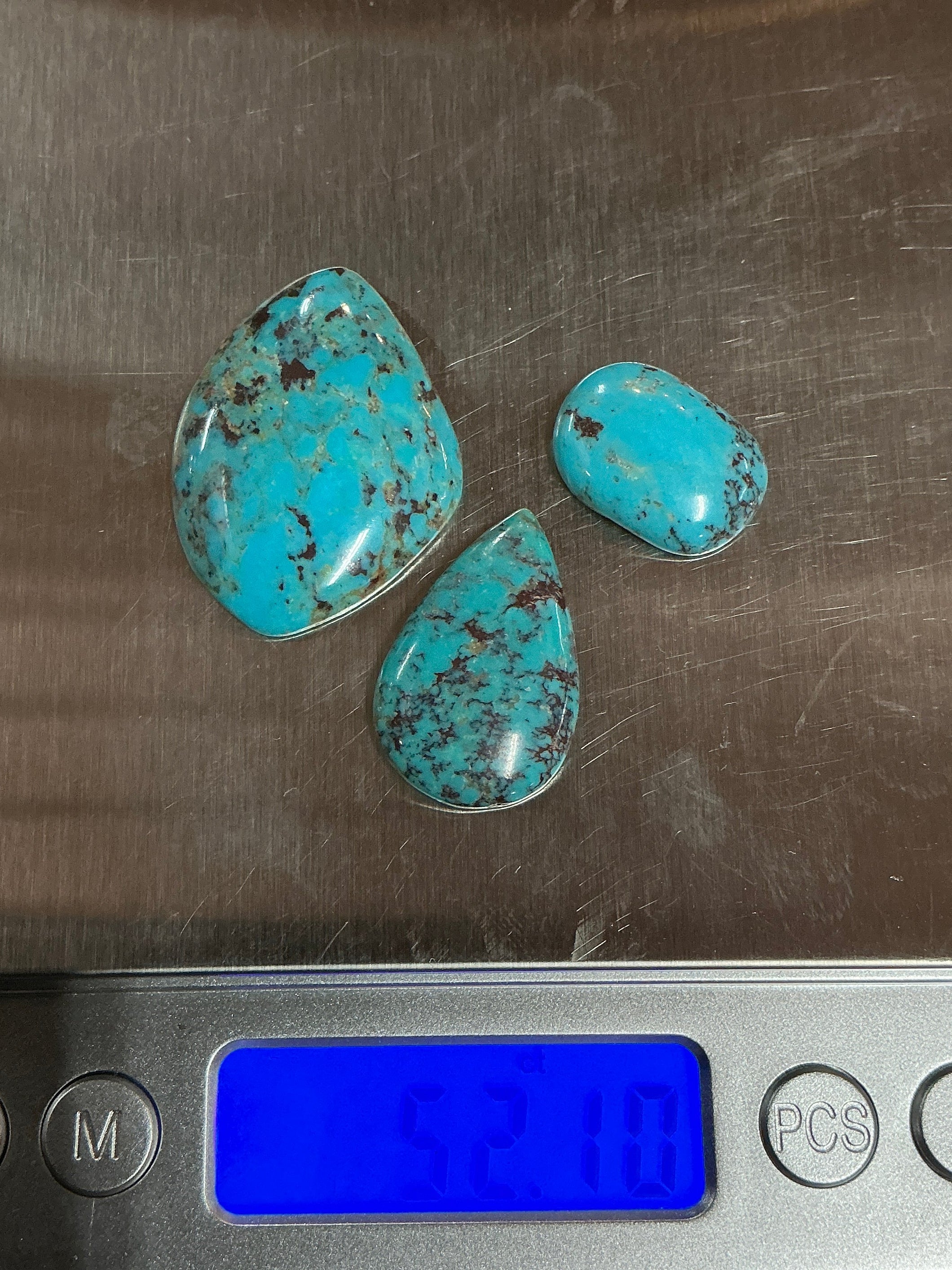 50 CTS REDSKIN TURQUOISE CABOCHONS Lot 3